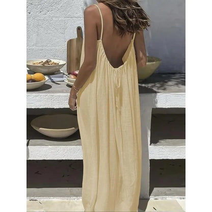 Robe nuisette longue à fines bretelles — coupe fluide unie, élégante et légère pour l'été, parfaite en intérieur comme en lounge