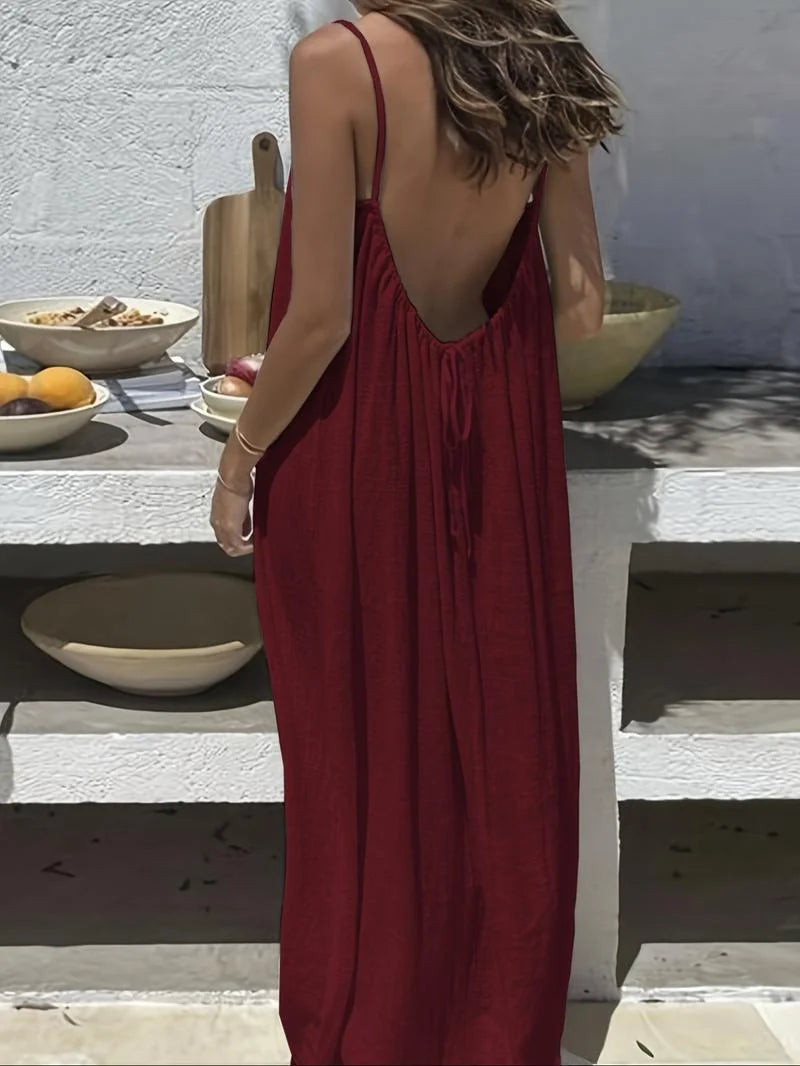 Robe nuisette longue à fines bretelles — coupe fluide unie, élégante et légère pour l'été, parfaite en intérieur comme en lounge